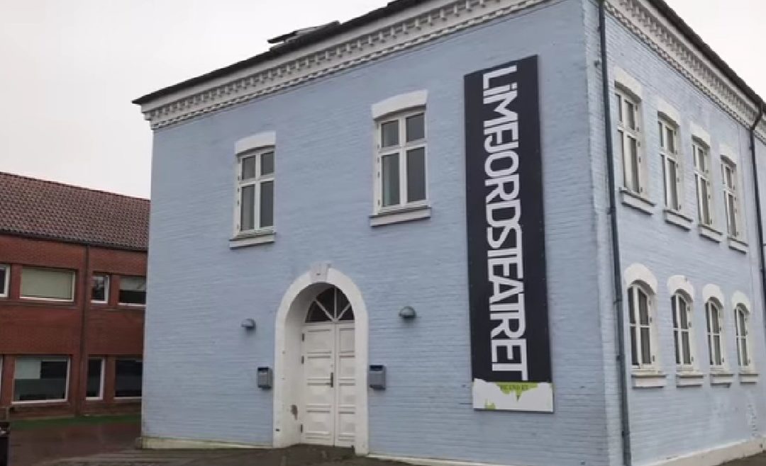 Kommunen jævner bygning med jorden