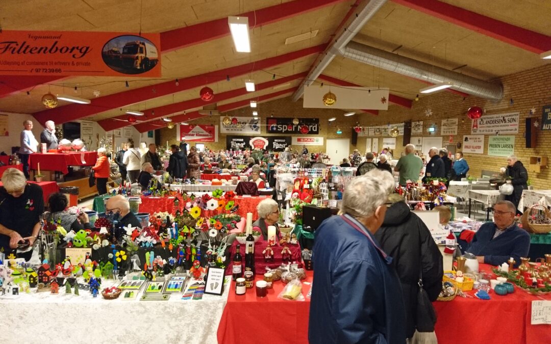Fra sidste års julemarked, Dorit Glintborg
