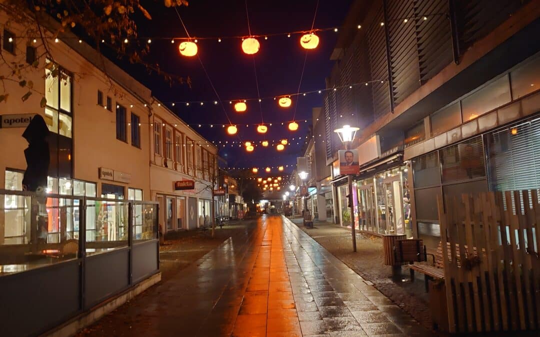 Flot orange i gågaden