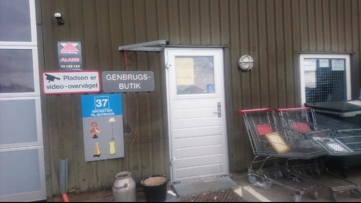 Genbrugsbutik lukker ikke