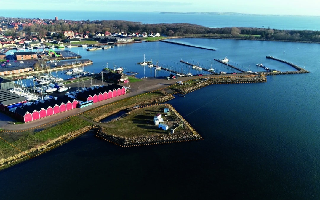 Levende havnemiljø ved fjorden